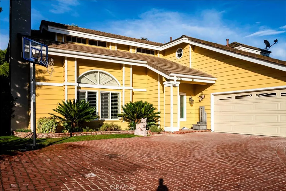 2822 Jason Court Thousand Oaks, CA 91362