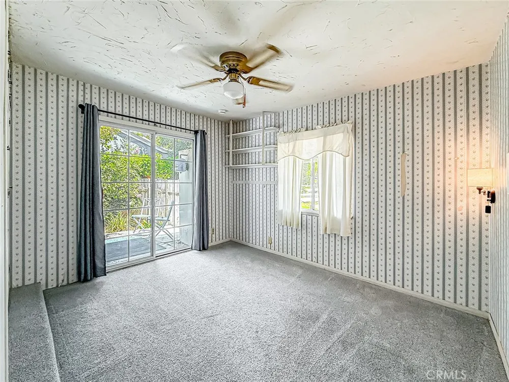 8809 Oak Park Avenue Sherwood Forest, CA 91325