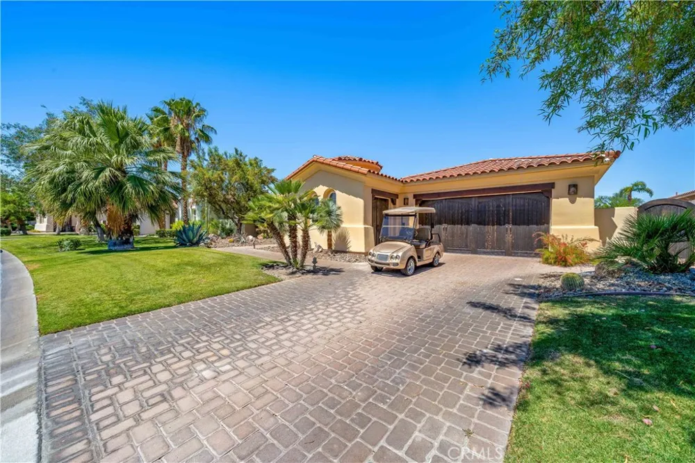 138 Royal Saint Georges Way Rancho Mirage, CA 92270