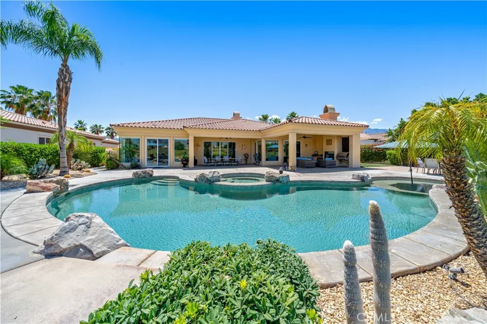 138 Royal Saint Georges Way Rancho Mirage, CA 92270