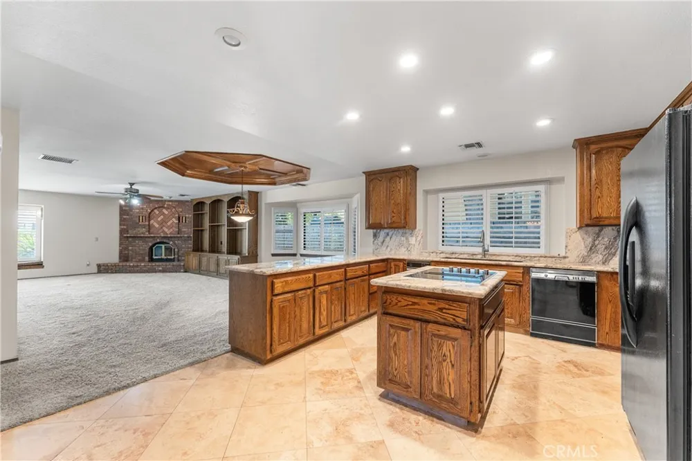 41628 Crispi Lane Quartz Hill, CA 93536