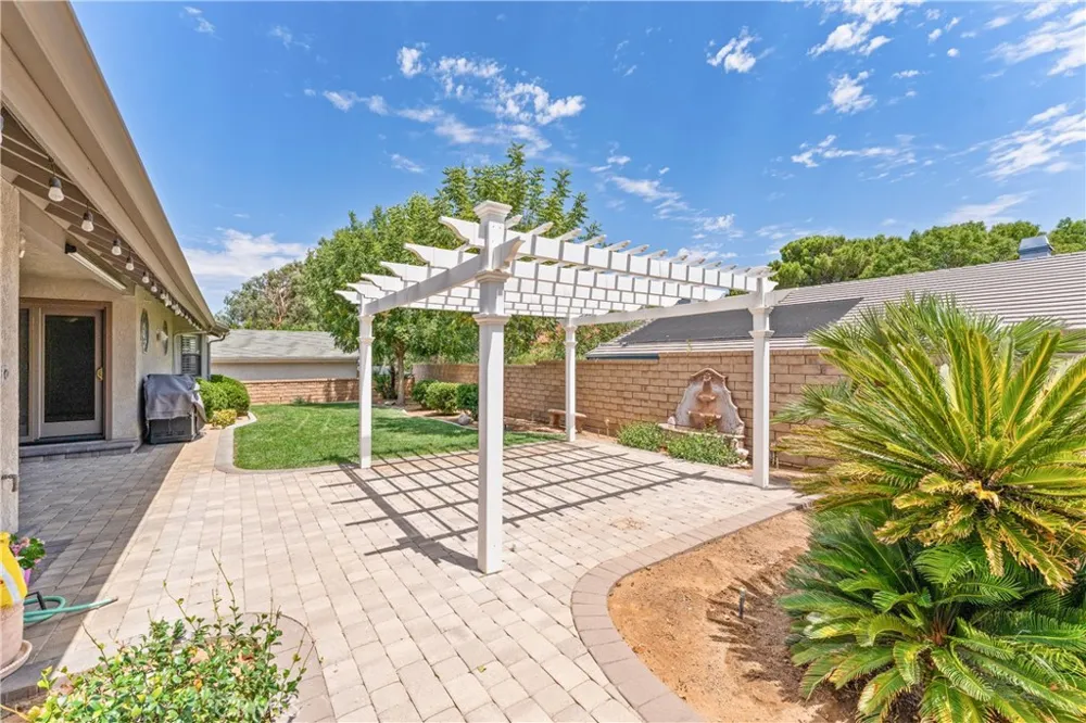 41628 Crispi Lane Quartz Hill, CA 93536
