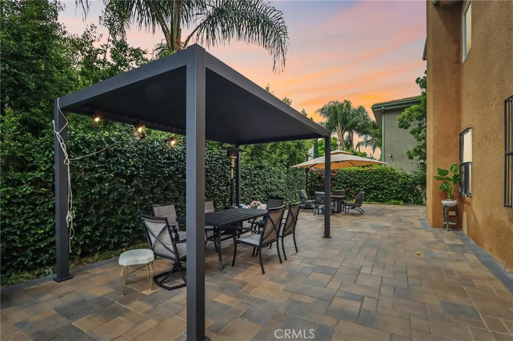 6921 Kian Court Van Nuys, CA 91406