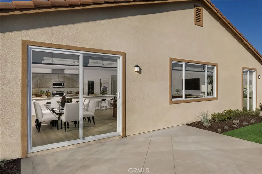 9067 Carson Avenue Hesperia, CA 92344