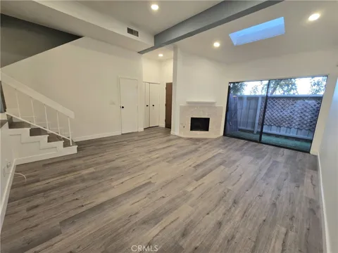 18445 Hatteras #603
