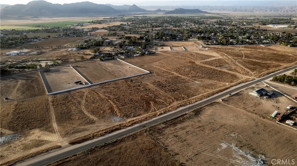 11th SVOL 1 Street Nuevo, CA 92567