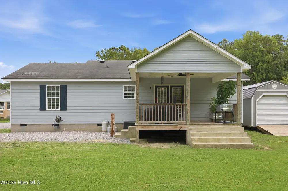 635 Core Point Road Blounts Creek, NC 27814