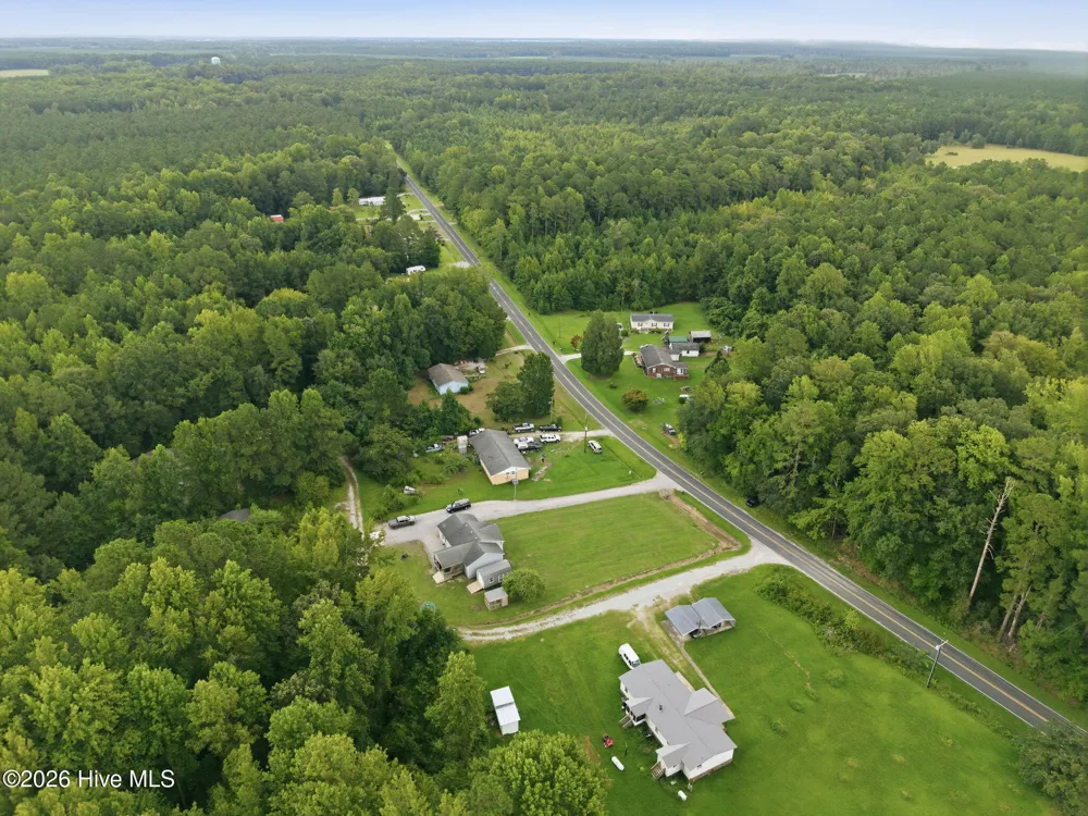 635 Core Point Road Blounts Creek, NC 27814