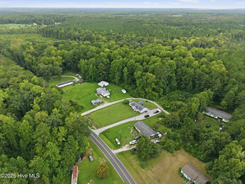 635 Core Point Road Blounts Creek, NC 27814