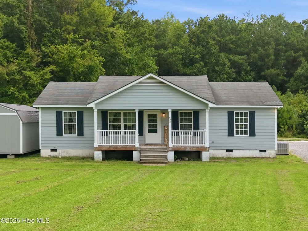635 Core Point Road Blounts Creek, NC 27814
