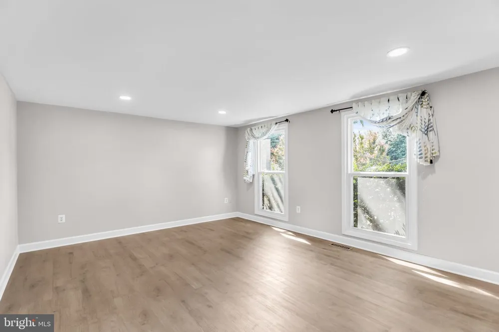 3204 LOCKGATE COURT Herndon, VA 20171