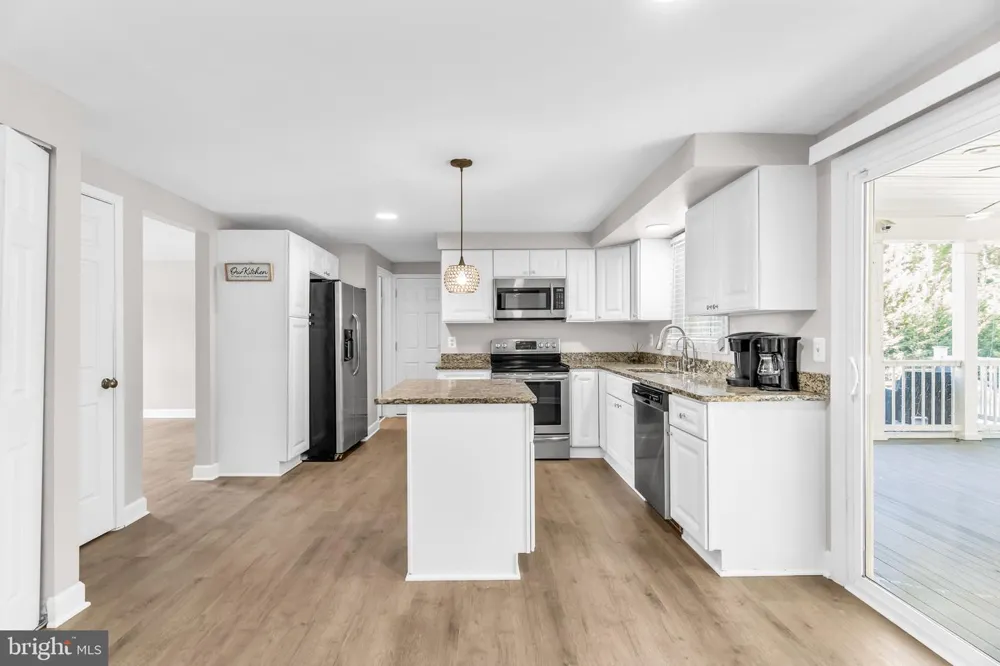 3204 LOCKGATE COURT Herndon, VA 20171