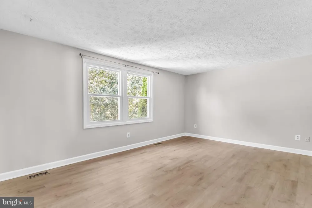 3204 LOCKGATE COURT Herndon, VA 20171