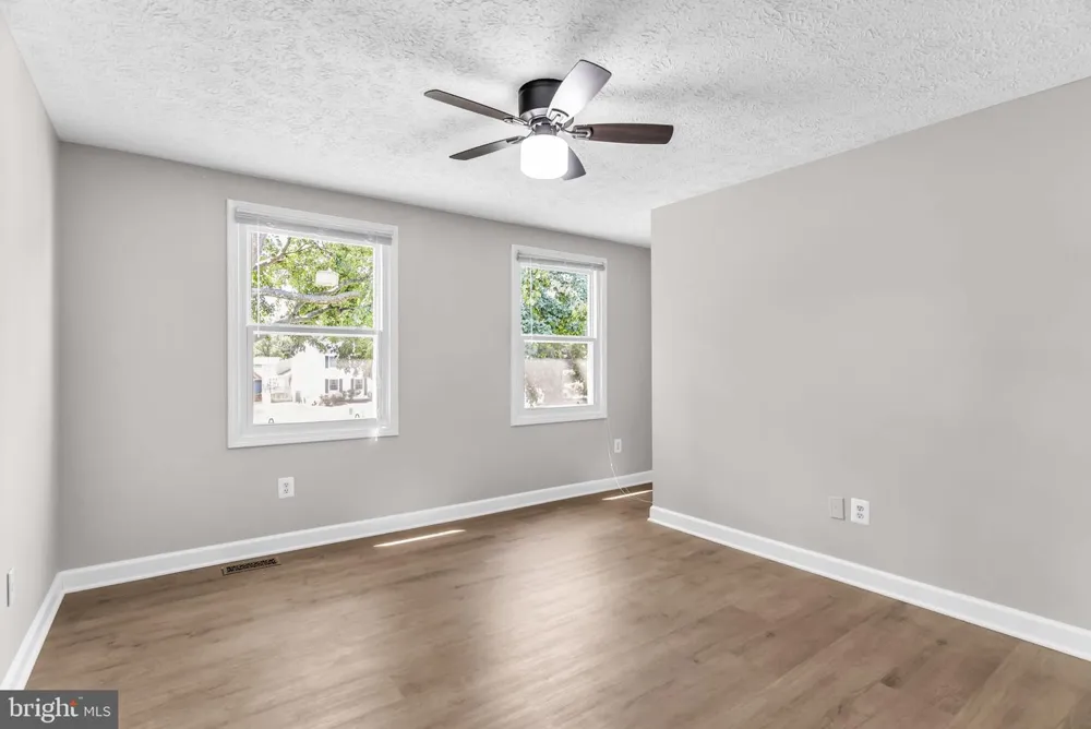 3204 LOCKGATE COURT Herndon, VA 20171