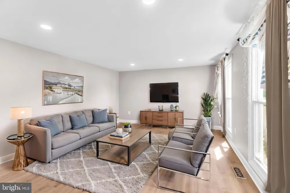 3204 LOCKGATE COURT Herndon, VA 20171