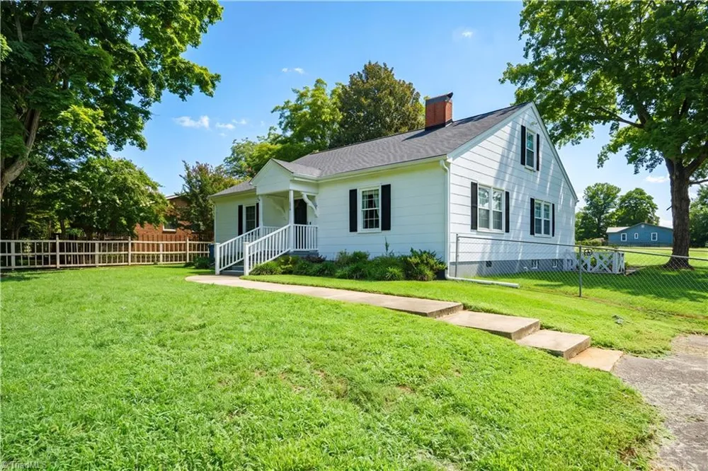 108 Jefferson Street Yadkinville, NC 27055