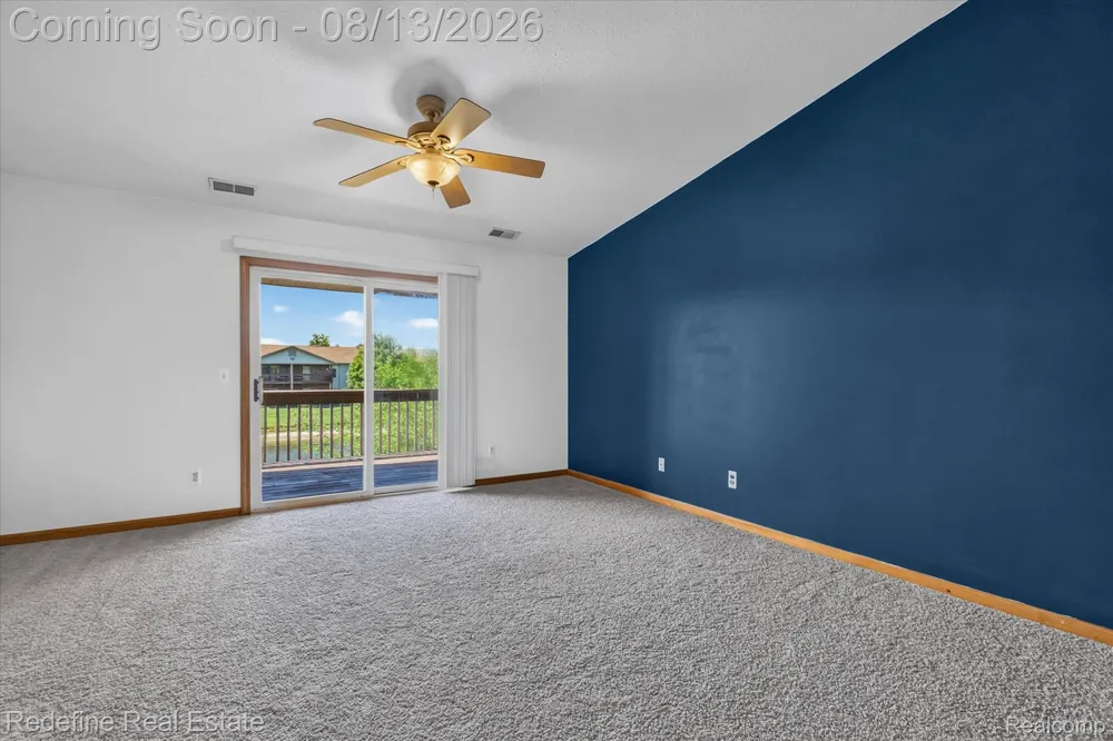 9696 Sawgrass Court #6 Van Buren Charter Township, MI 48111