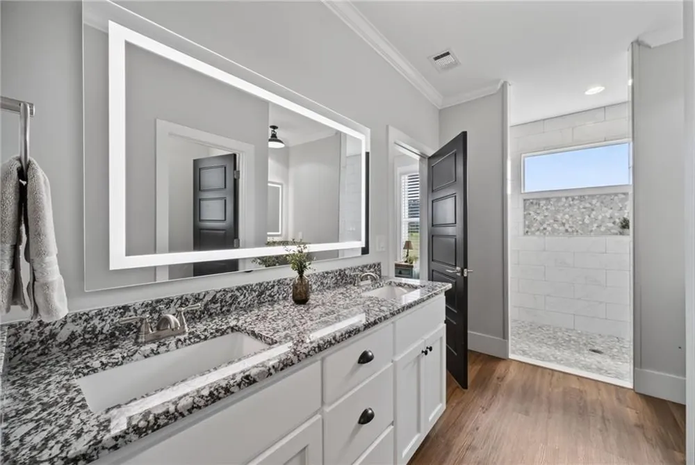 302 Savannah Drive Mansfield, GA 30055