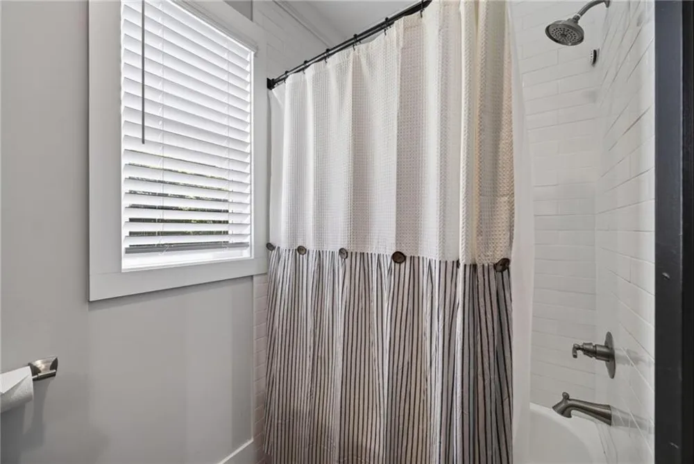 302 Savannah Drive Mansfield, GA 30055