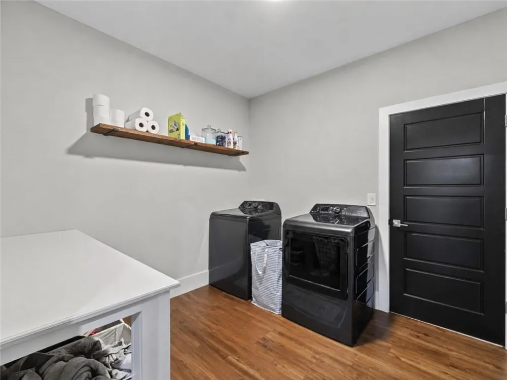 302 Savannah Drive Mansfield, GA 30055