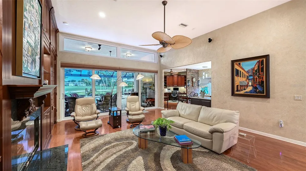 5476 GOLF POINTE DRIVE Sarasota, FL 34243