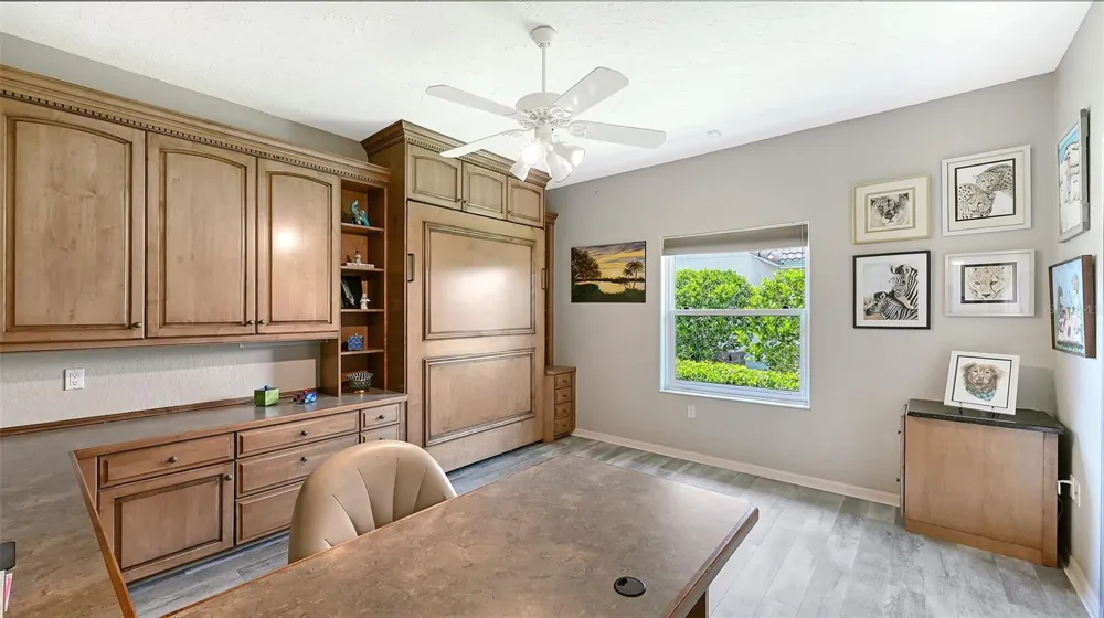 5476 GOLF POINTE DRIVE Sarasota, FL 34243