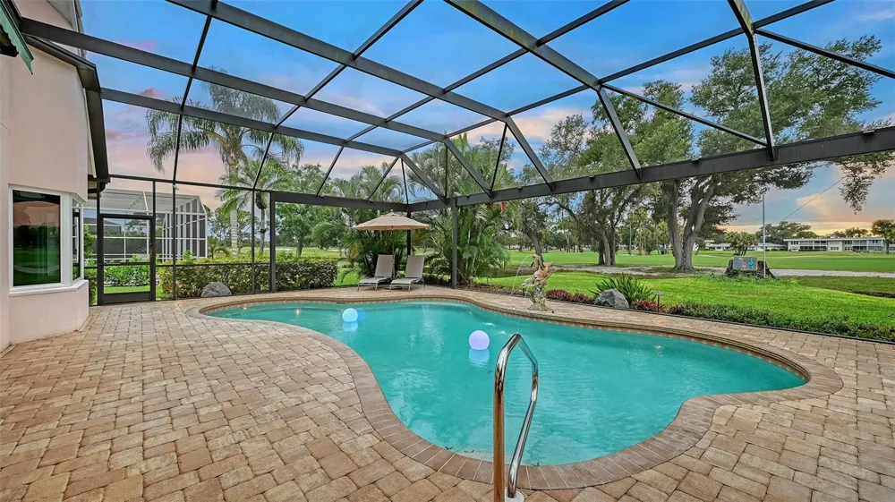 5476 GOLF POINTE DRIVE Sarasota, FL 34243