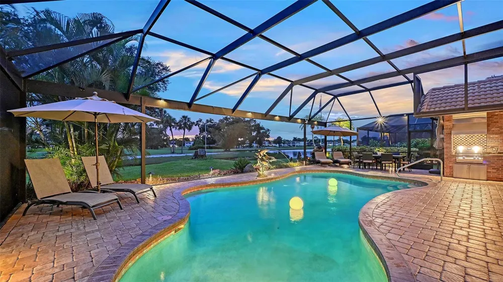 5476 GOLF POINTE DRIVE Sarasota, FL 34243