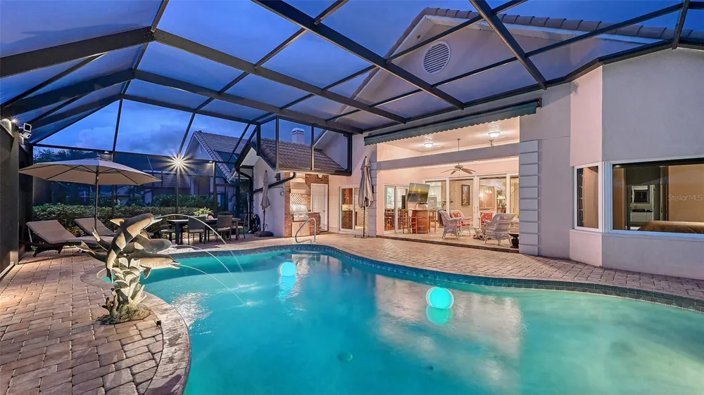 5476 GOLF POINTE DRIVE Sarasota, FL 34243