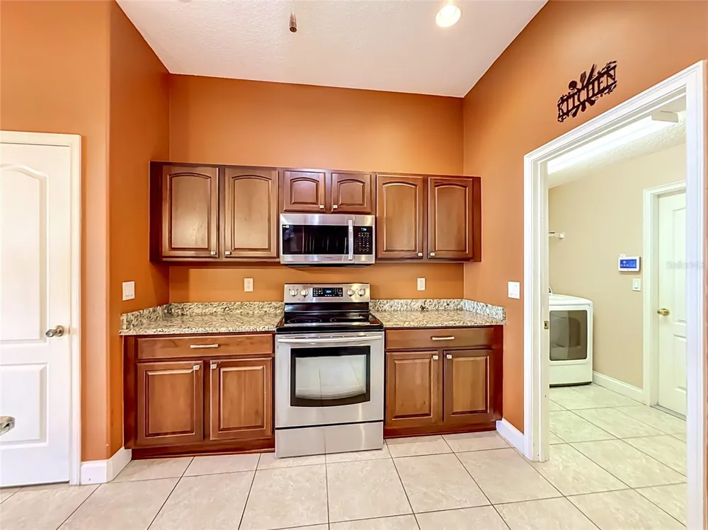 301 ASHTON WOODS LANE Leesburg, FL 34748