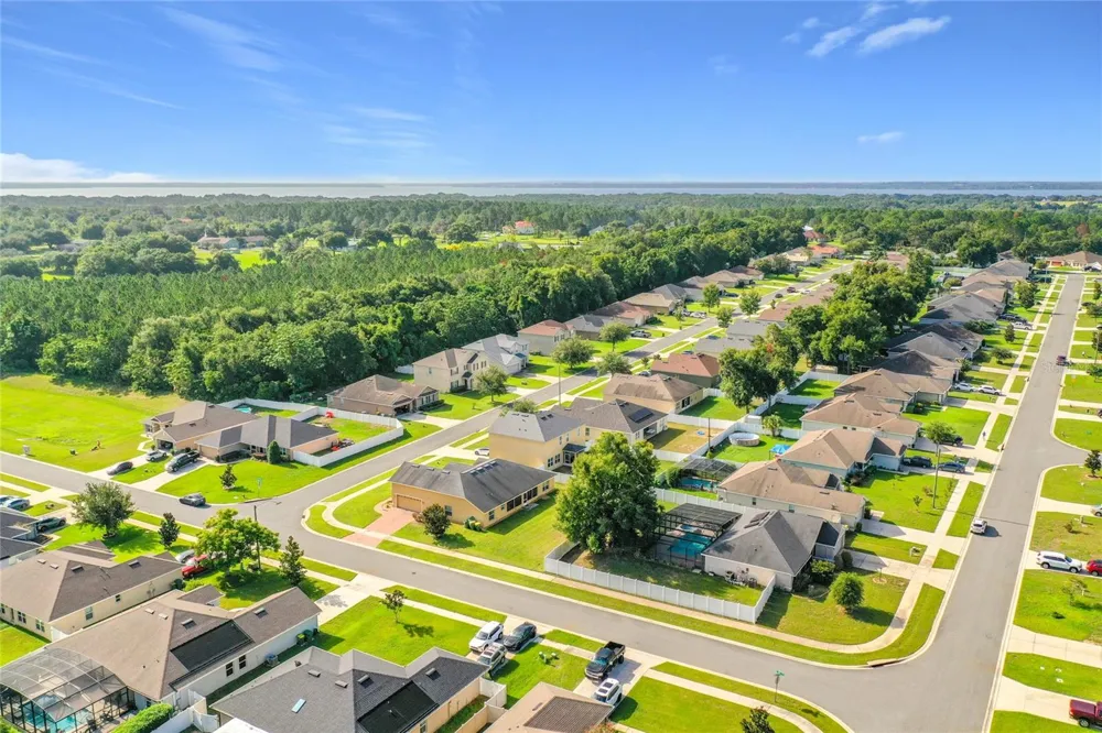 301 ASHTON WOODS LANE Leesburg, FL 34748
