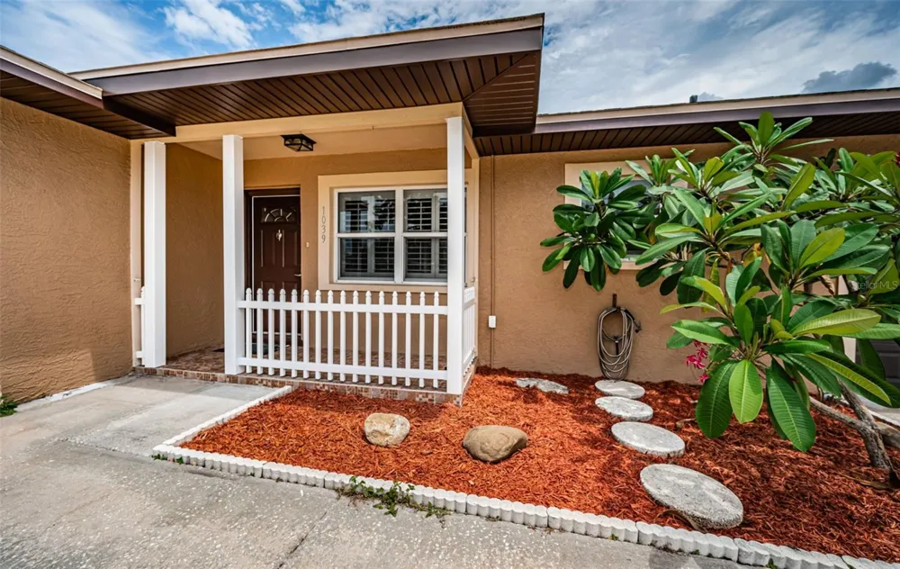 1039 MADISON STREET Largo, FL 33770