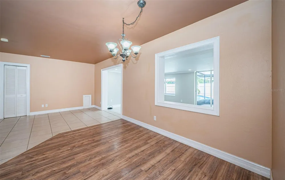 1039 MADISON STREET Largo, FL 33770
