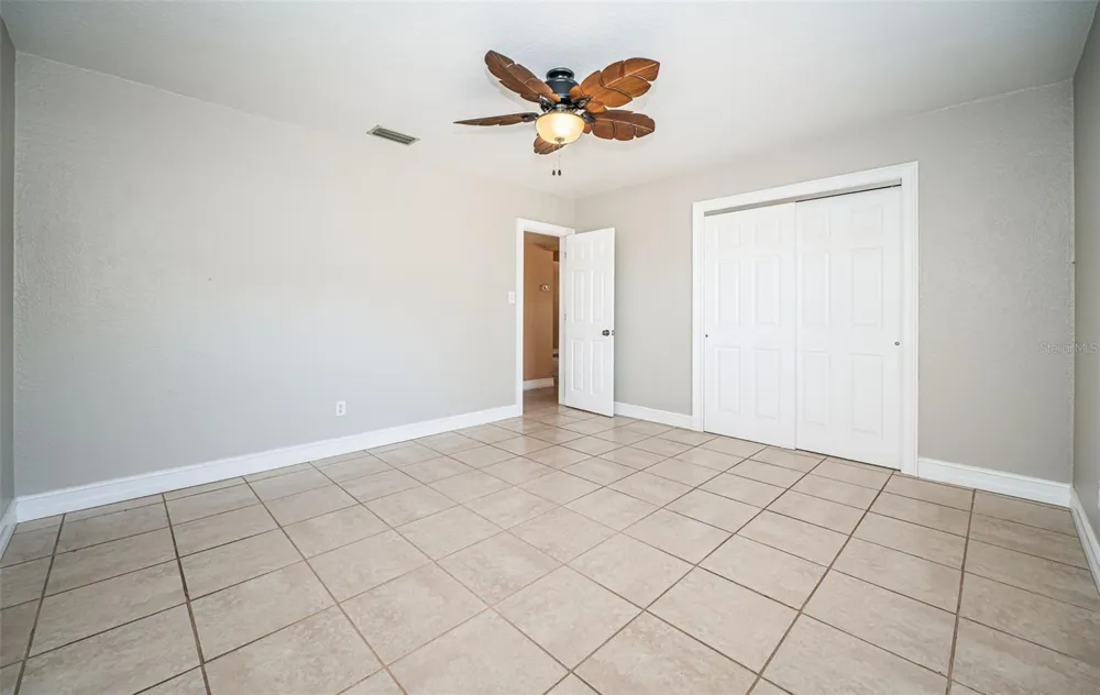 1039 MADISON STREET Largo, FL 33770