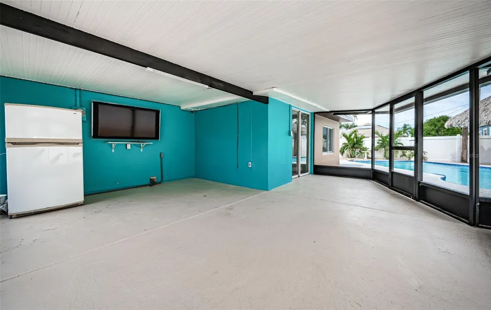 1039 MADISON STREET Largo, FL 33770