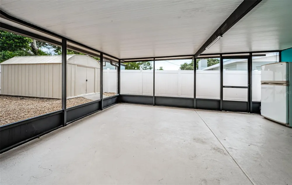 1039 MADISON STREET Largo, FL 33770