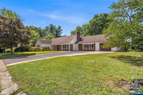 74 Country Club Road