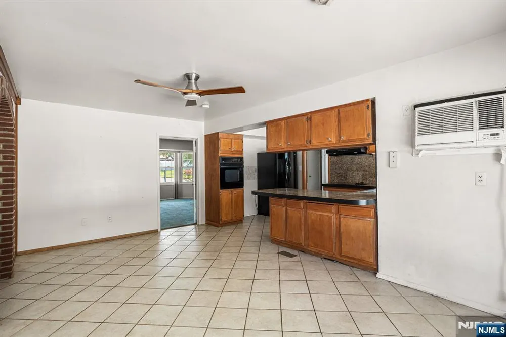 74 Country Club Road Willingboro, NJ 08046
