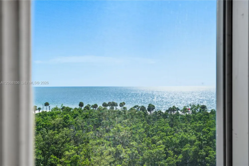 5 Bluebill #702 + 802 Naples, FL 34108