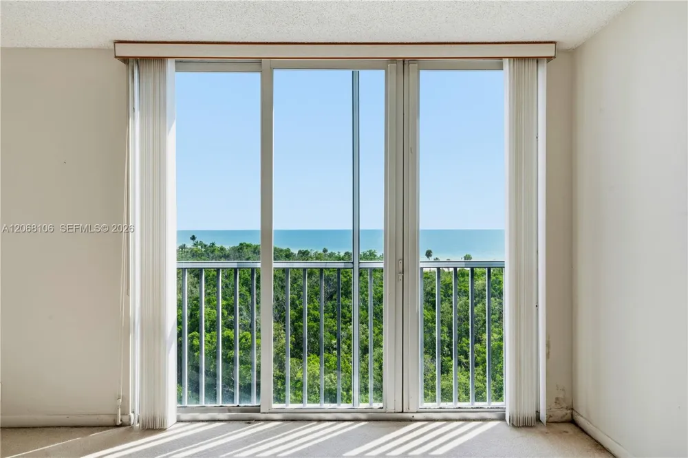 5 Bluebill #702 + 802 Naples, FL 34108