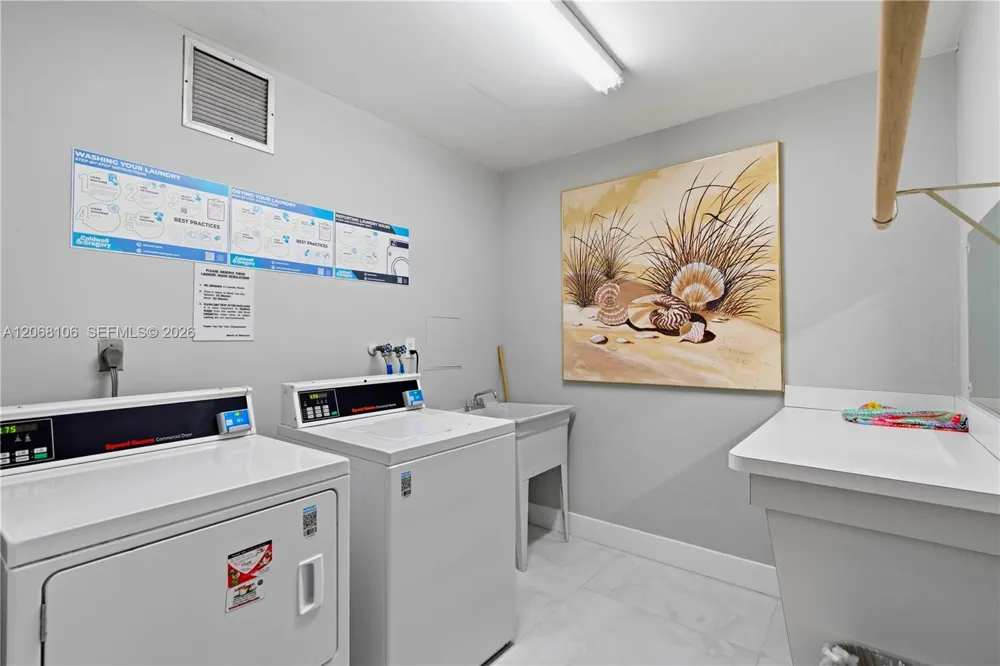 5 Bluebill #702 + 802 Naples, FL 34108
