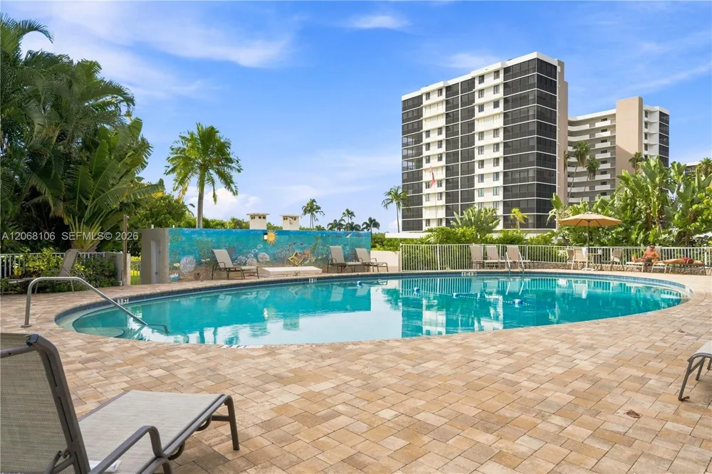 5 Bluebill #702 + 802 Naples, FL 34108