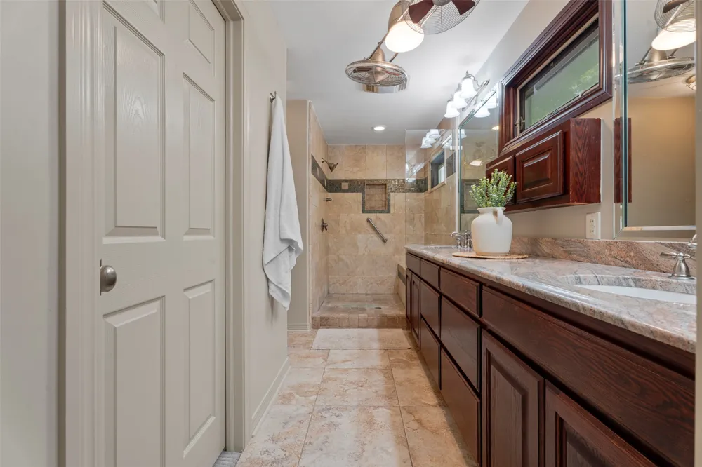 449710 E 355 ROAD Afton, OK 74331
