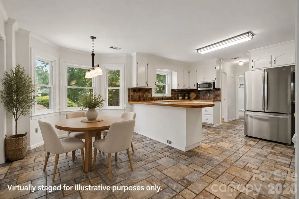 915 Brightmoor Drive Matthews, NC 28105