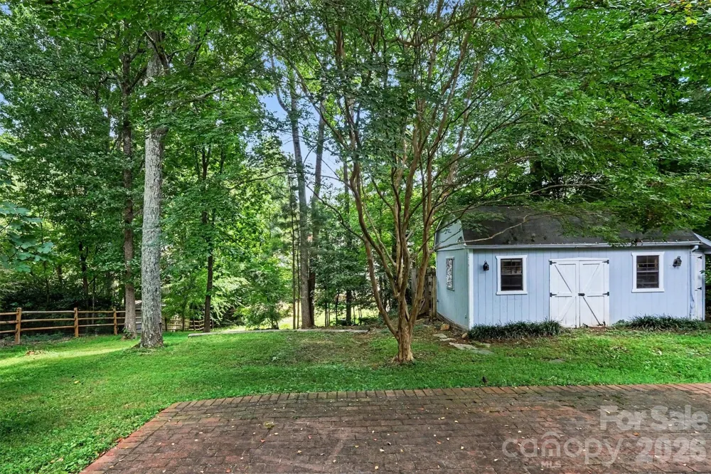 915 Brightmoor Drive Matthews, NC 28105