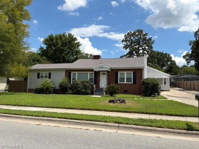 306 Oakview Road High Point, NC 27265