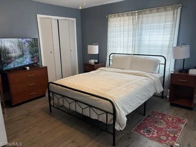306 Oakview Road High Point, NC 27265