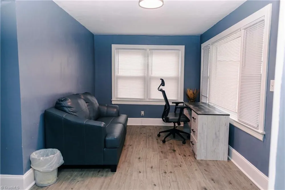 306 Oakview Road High Point, NC 27265