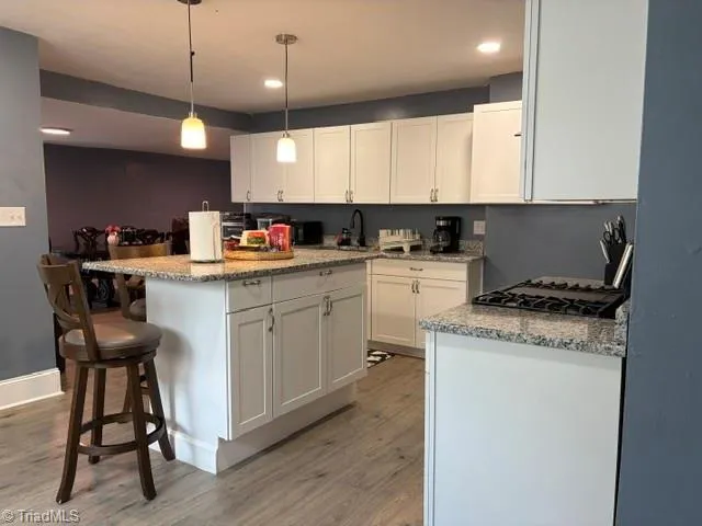 306 Oakview Road High Point, NC 27265