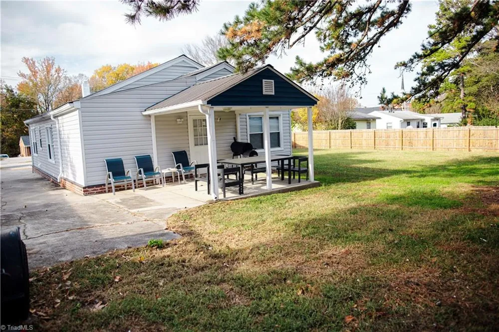306 Oakview Road High Point, NC 27265